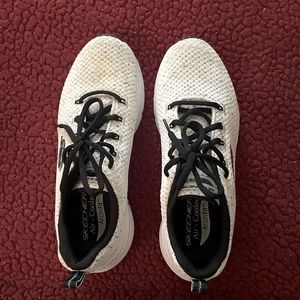 White/black Skechers-size 7